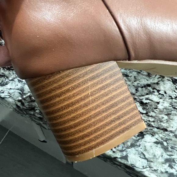 J Crew Minimalist Ankle Boots - Picture 8 of 9